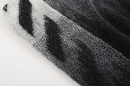 OFF-WHITE Black and gray gradient OW mohair striped arrow sweater 387