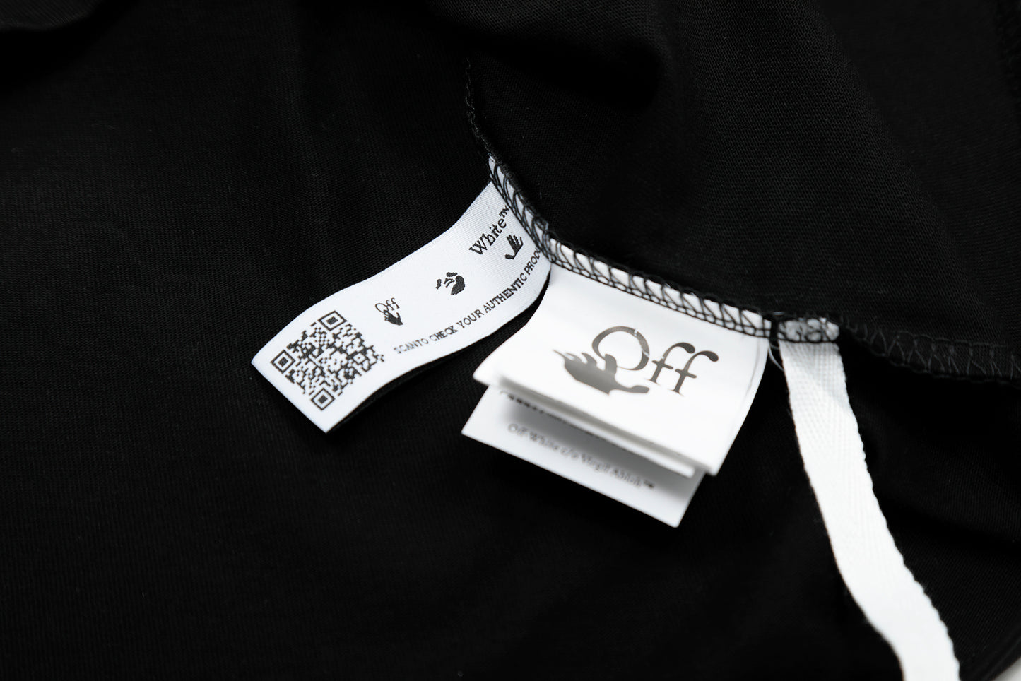 OFF-WHITE Cotton Short-Sleeved T-Shirt F74